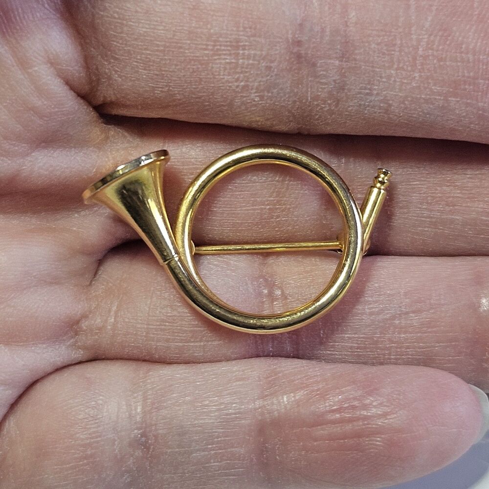 French Horn Brooch Music Instrument Pin Gold Tone Vintage